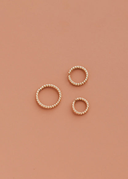 Twisted Tiny Nose Hoop